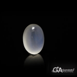 Moonstone 7.18 Carat (7.89 Ratti)