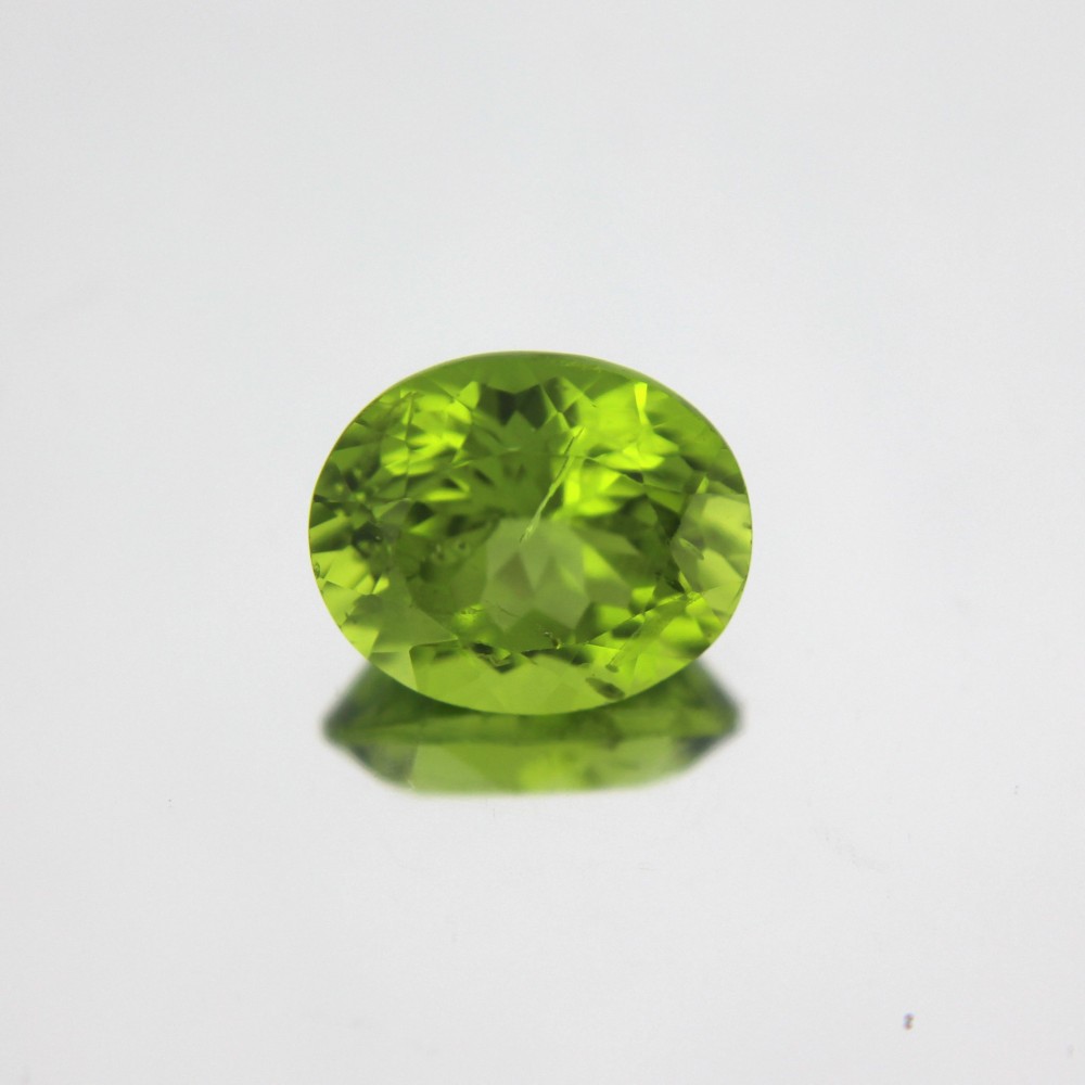 PD11.jpeg Peridot 7.94 Carat (8.82 Ratti) - Image 1