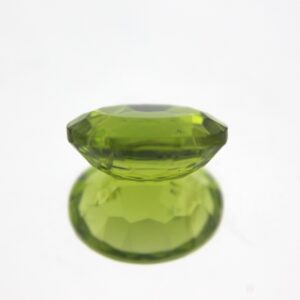 Peridot 7.80 Carat (8.67 Ratti)