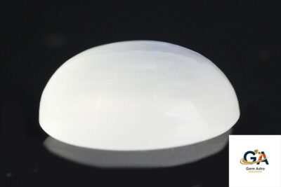 Blue Moonstone 5.84 Carat (6.42 Ratti)