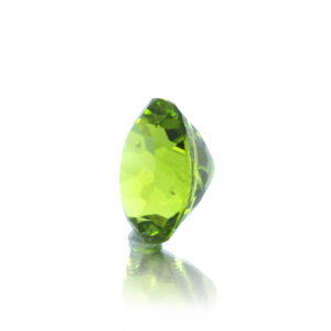 Peridot 7.37 Carat (8.11 Ratti)