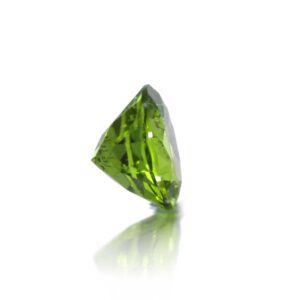Peridot 7.38 Carat (8.12 Ratti)