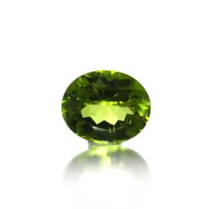 Peridot 6.95 Carat (7.65 Ratti)