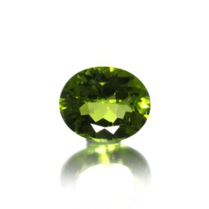 Peridot 6.95 Carat (7.65 Ratti)