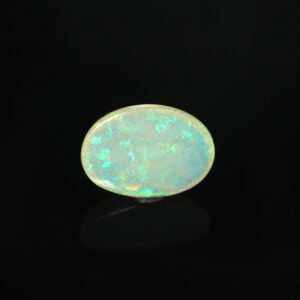 Australian Opal 4.17 Carat (4.59 Ratti)
