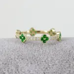 Clover Diamond Eternity Ring Gold - Image 3