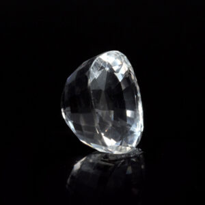 White Topaz 9.92 Carat (10.91 Ratti)