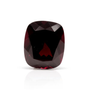 Rhodolite Garnet 7.39 Carat (8.13 Ratti)